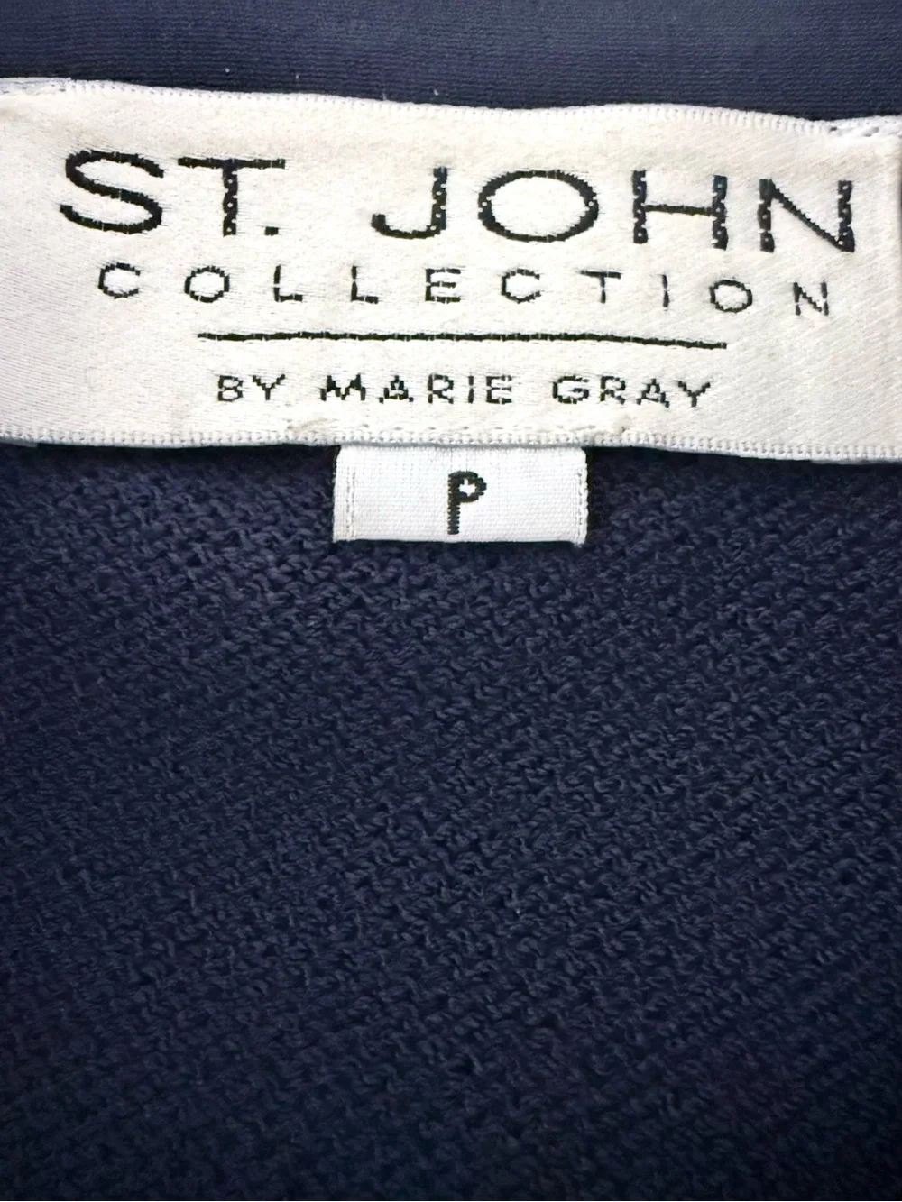 St. John Marie Gray Santana Knit Jacket Navy Embroidered Collar Gold Buttons S - Picture 11 of 12